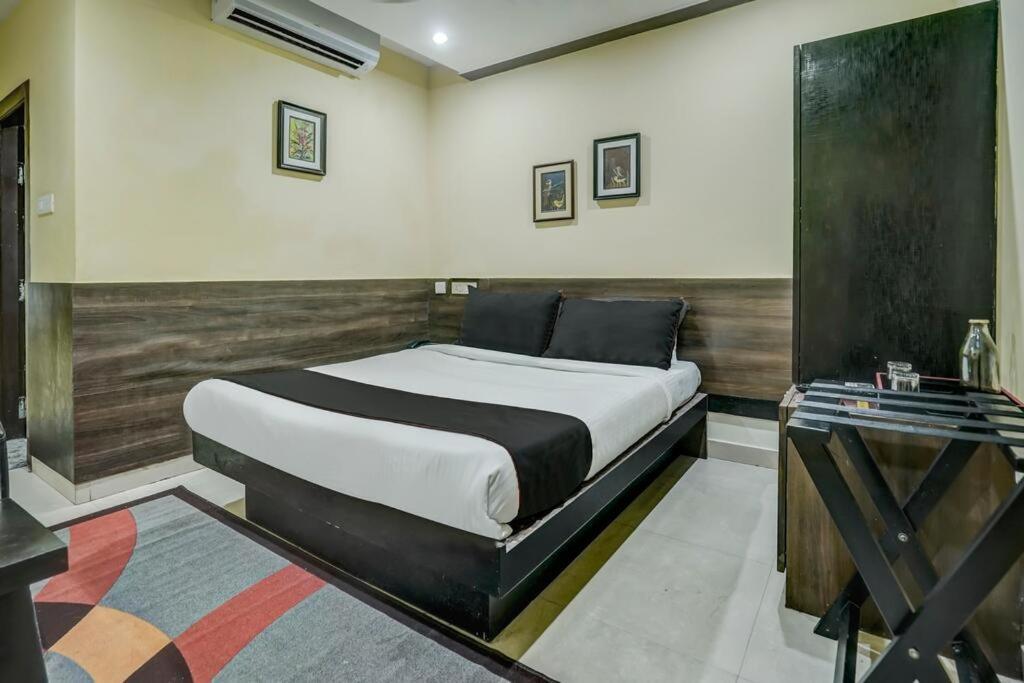 Hotel Miland Palace Bhubaneswar Dış mekan fotoğraf