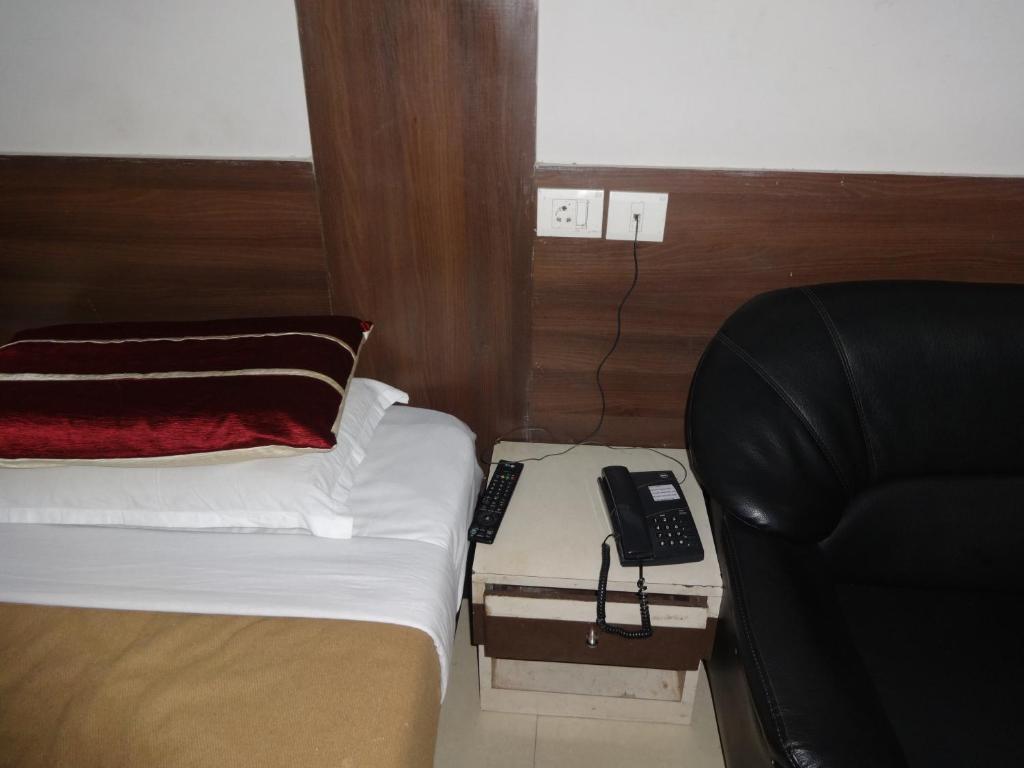 Hotel Miland Palace Bhubaneswar Dış mekan fotoğraf