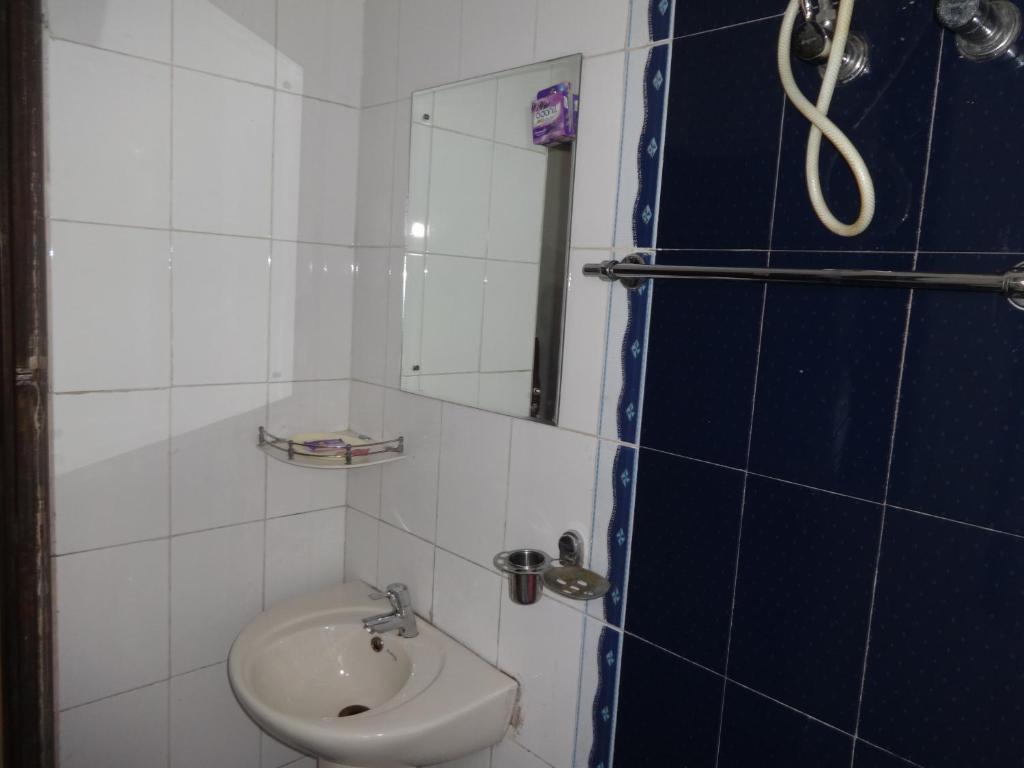 Hotel Miland Palace Bhubaneswar Oda fotoğraf